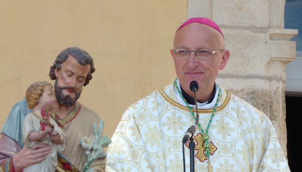 En cette Solennité de l'Immaculée Conception de notre Mère, nous fêtons les 150 ans de la proclamation de Saint Joseph à la tête de notre Église